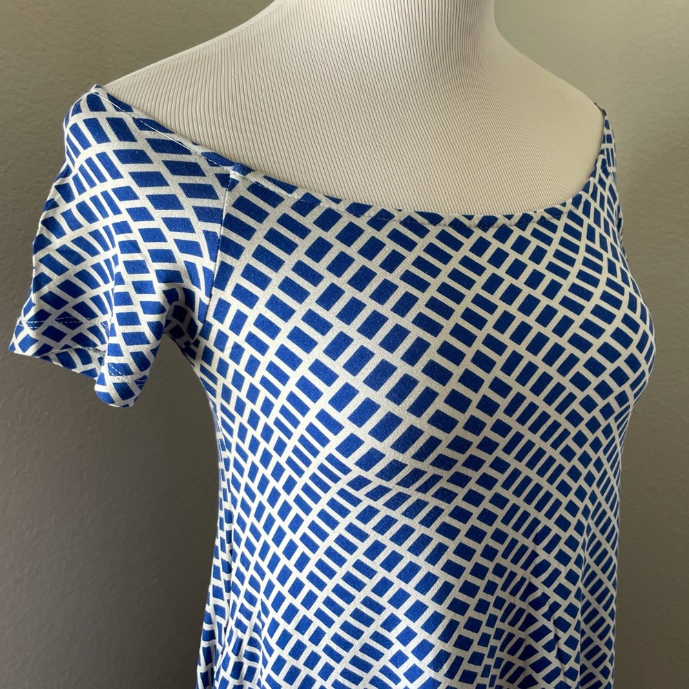 Fighting Eel Ava Sky Dress Hannah size small *loose seam right shoulder